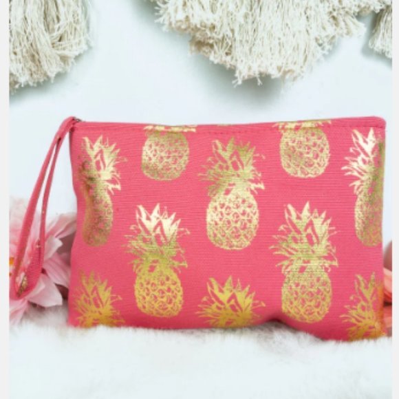 GOLDEN PINEAPPLE CORAL WRISTLET POUCH NWT - Picture 2 of 2